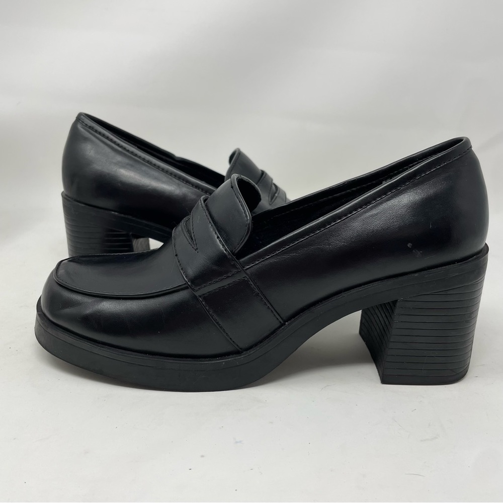 Mudd 90s y2k chunky block heel penny loafers square toe Scottie